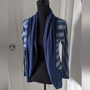 Silence + Noise long sleeve open front blue striped cardigan, size XS
